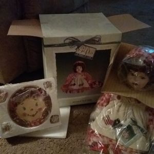 House of lloyd porcelain Betsy Tea time doll